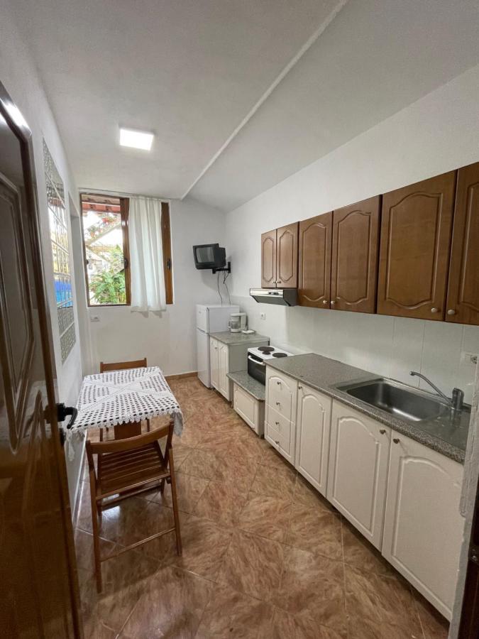 Elda'S Apartment Саранда Экстерьер фото